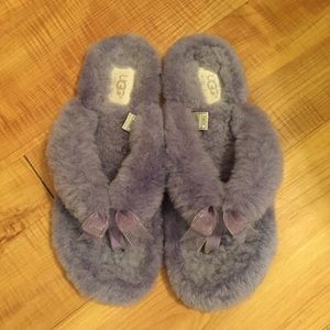 UGG  Fur Flip-Flop Slippers